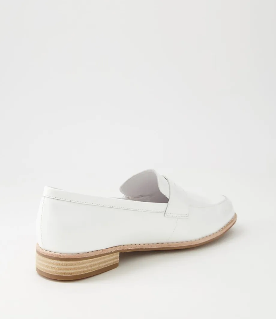 avetta_white_patent_leather_loafers_2.webp Avetta White Patent Leather Loafers<DJANGO & JULIETTE Shop