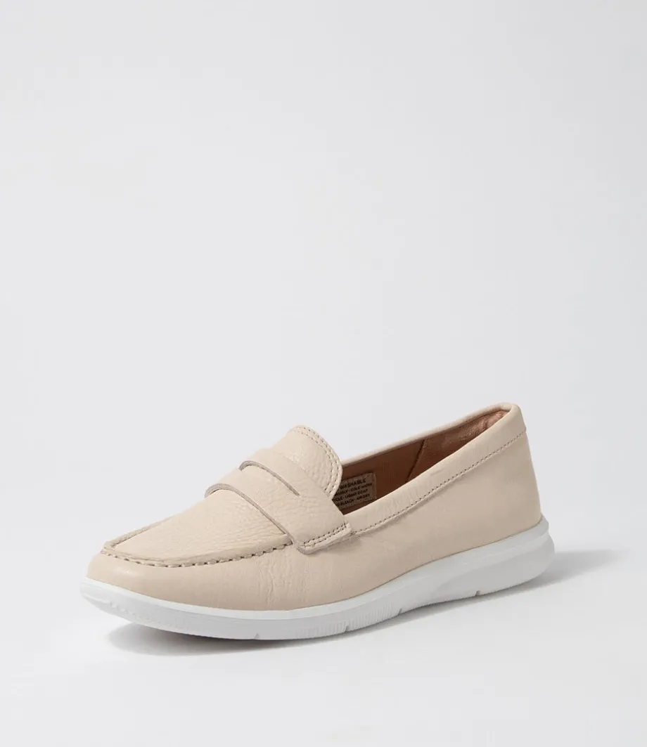 Ayva Washable Penny Vanilla Leather Loafers<ROCKPORT Best
