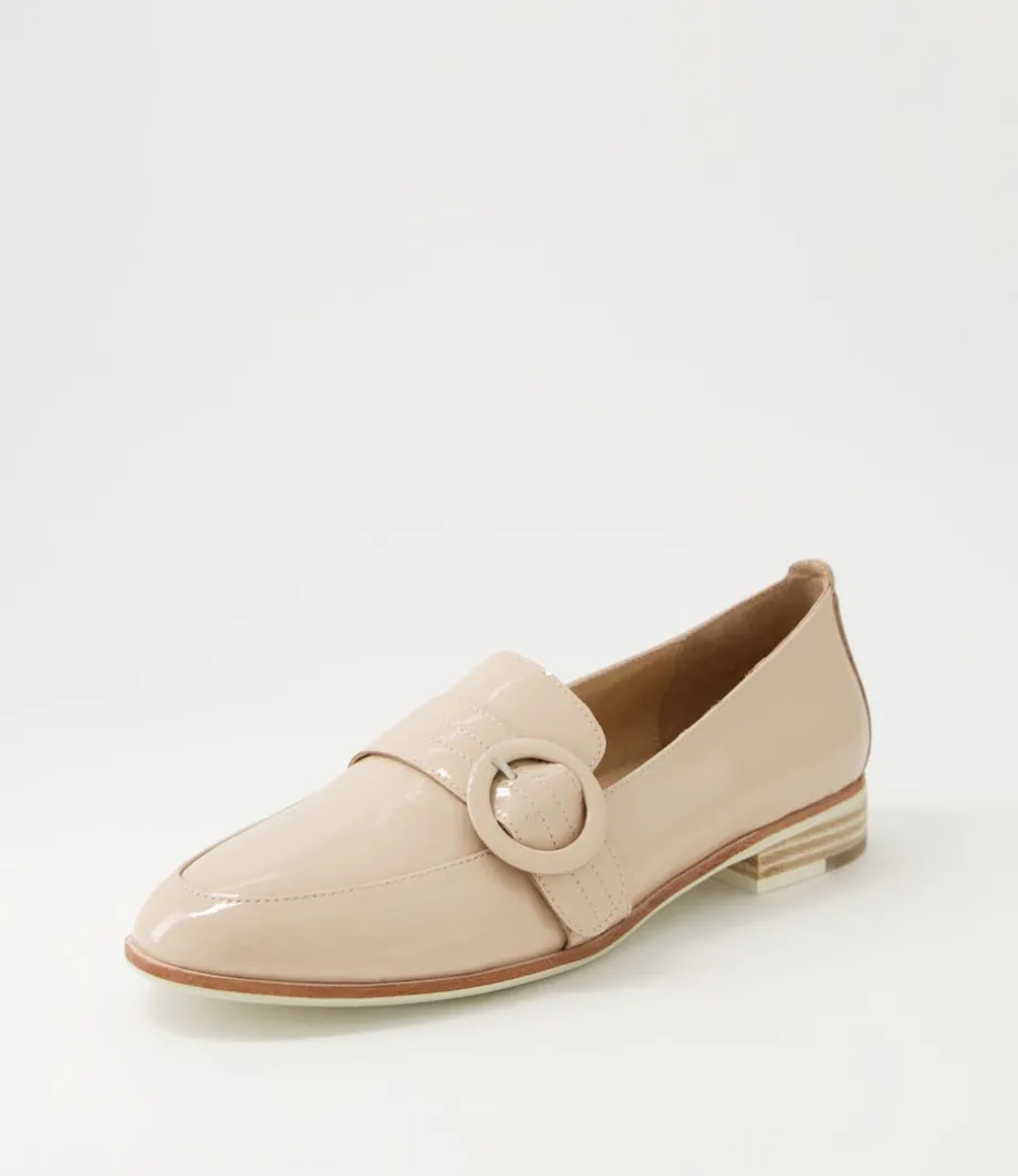 benza_latte_wrinkle_patent_leather_flat_shoes_1.webp Benza Latte Wrinkle Patent Leather Flat Shoes<DJANGO & JULIETTE Sale