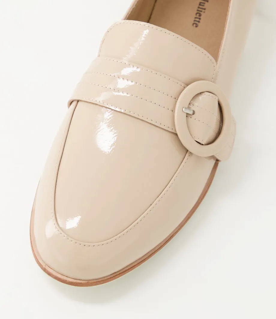 benza_latte_wrinkle_patent_leather_flat_shoes_3.webp Benza Latte Wrinkle Patent Leather Flat Shoes<DJANGO & JULIETTE Sale