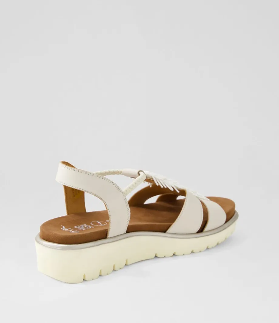 bilbao__cream_leather_sandals_2.webp Bilbao 12 Cream Leather Sandals<ARA Outlet