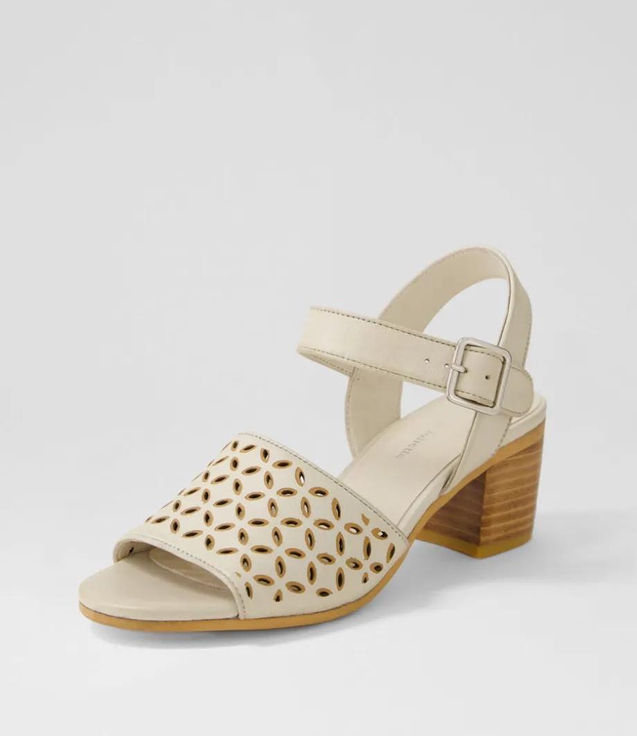 Brita Almond Tan Leather Sandals<DJANGO & JULIETTE Best