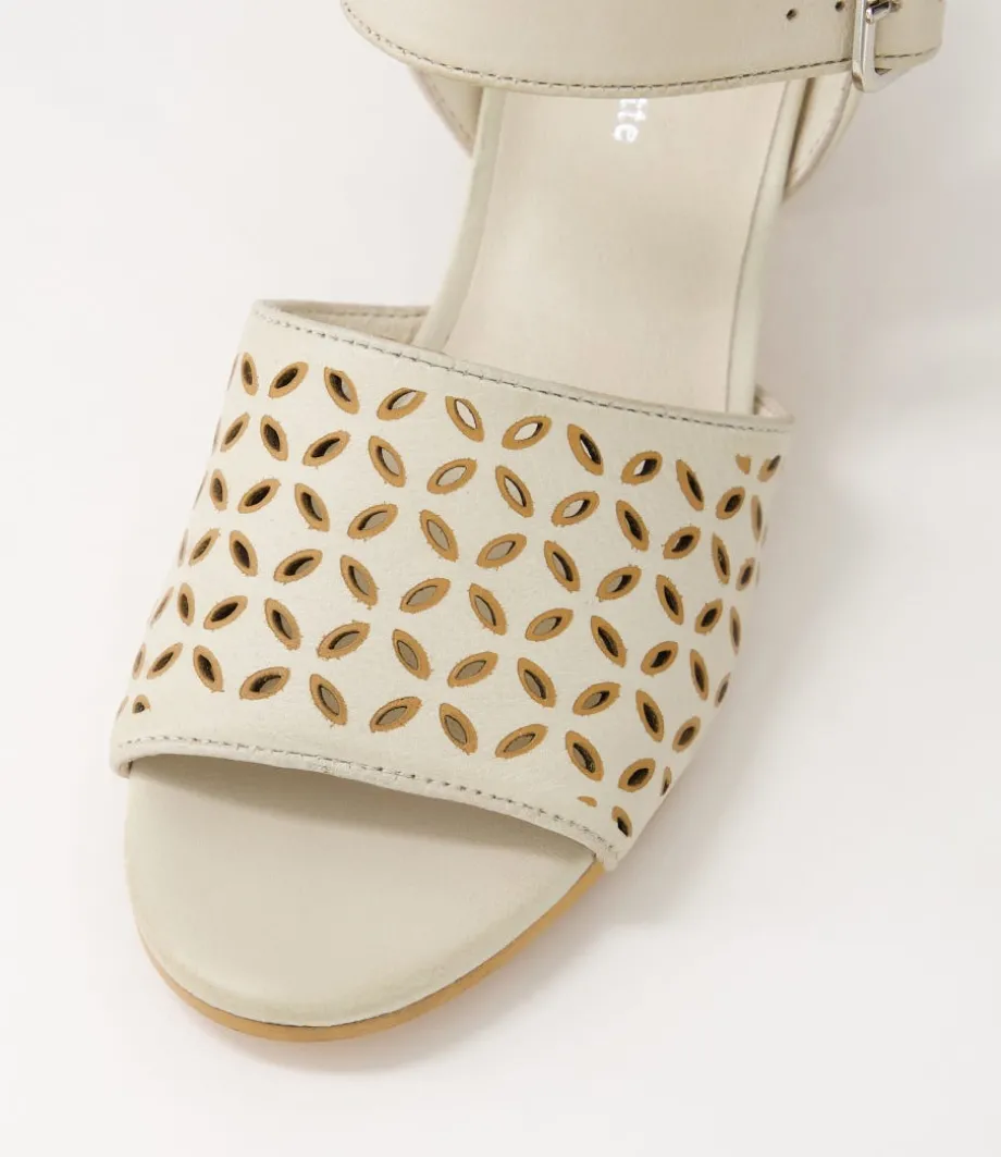 brita_almond_tan_leather_sandals_3.webp Brita Almond Tan Leather Sandals<DJANGO & JULIETTE Best