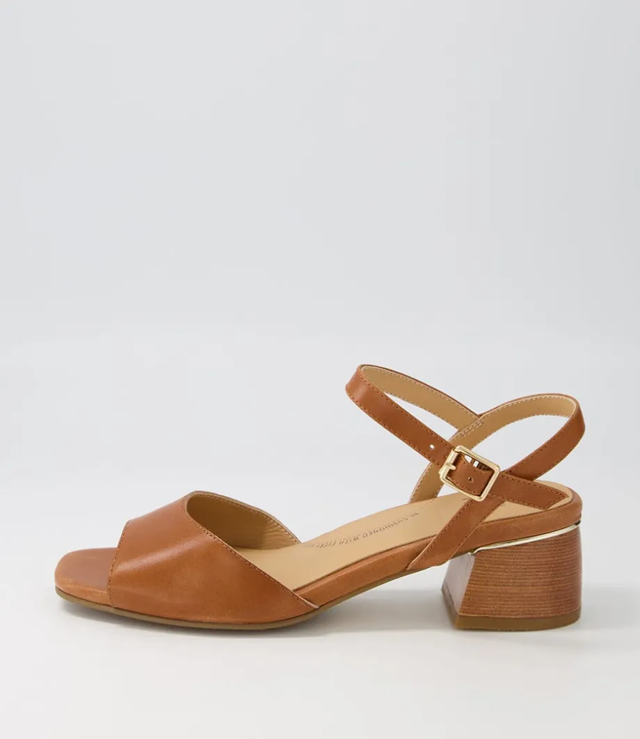 Cabo W Tan Leather Sandals<ZIERA Shop