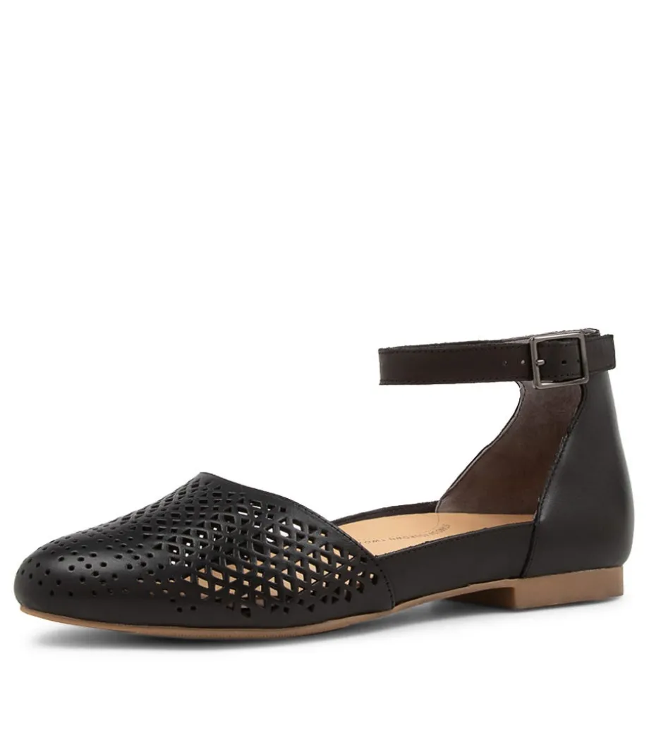 Camay Xf Black Leather Flat Shoes<ZIERA Shop
