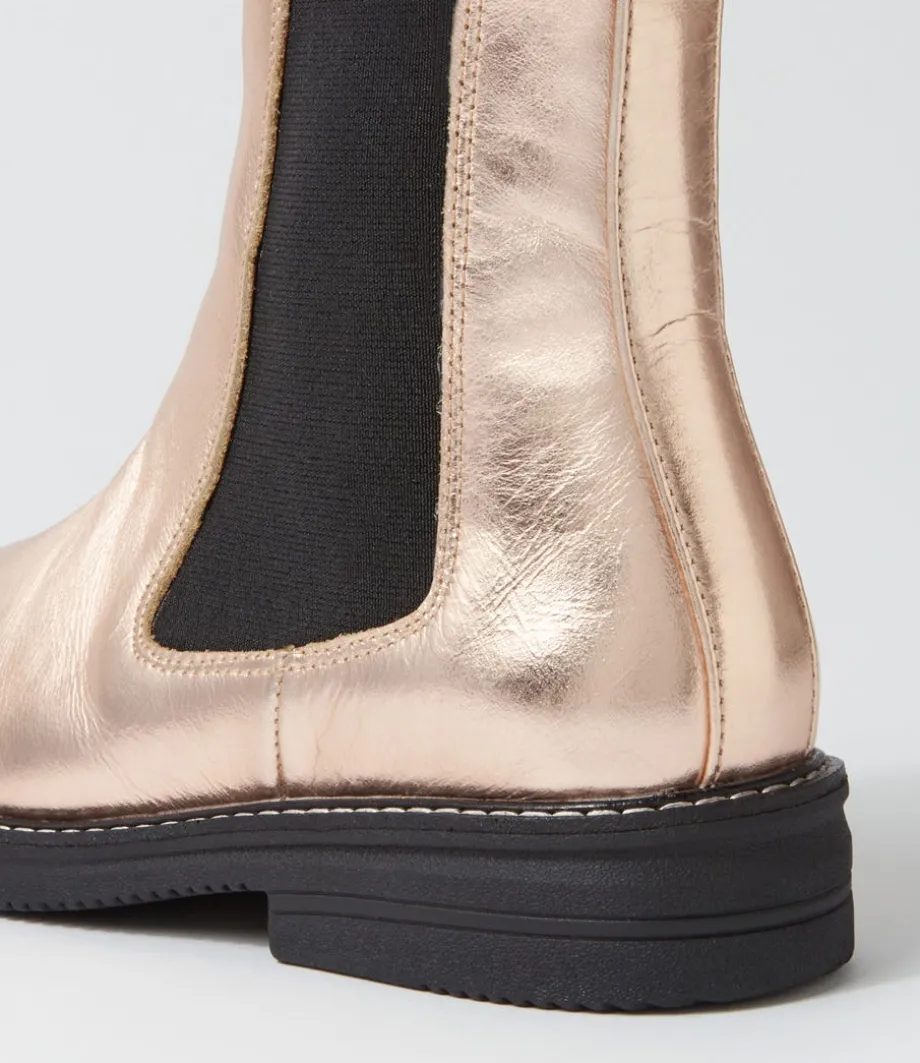 chelsea_rise_boot_rose_gold_foil_leather_chelsea_boots_4.webp Chelsea Rise Boot Rose Gold Foil Leather Chelsea Boots<ROLLIE Clearance