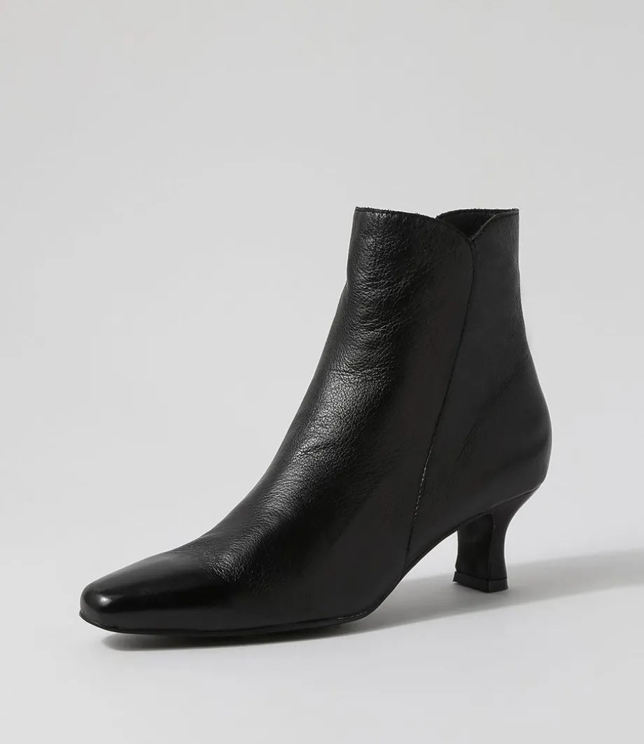 cheza_black_leather_ankle_boots_1.webp Cheza Black Leather Ankle Boots<DJANGO & JULIETTE Discount
