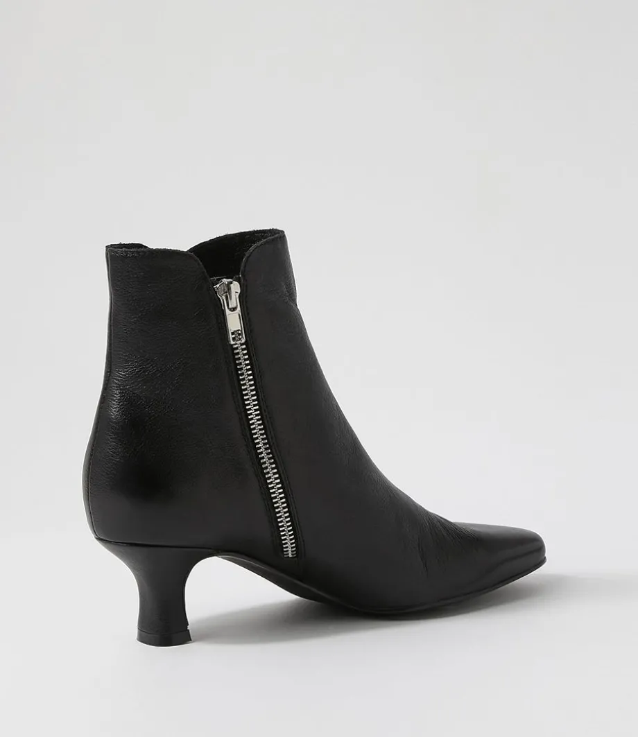 cheza_black_leather_ankle_boots_2.webp Cheza Black Leather Ankle Boots<DJANGO & JULIETTE Discount