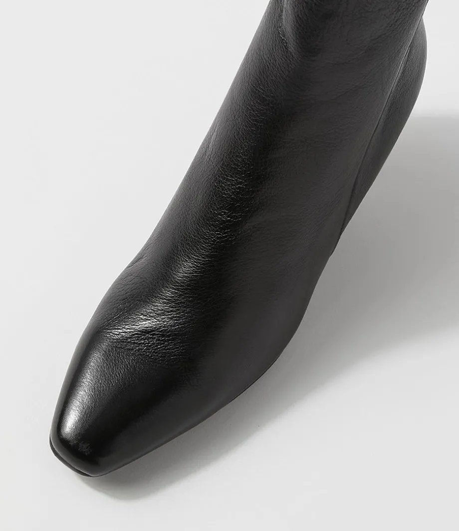 cheza_black_leather_ankle_boots_3.webp Cheza Black Leather Ankle Boots<DJANGO & JULIETTE Discount