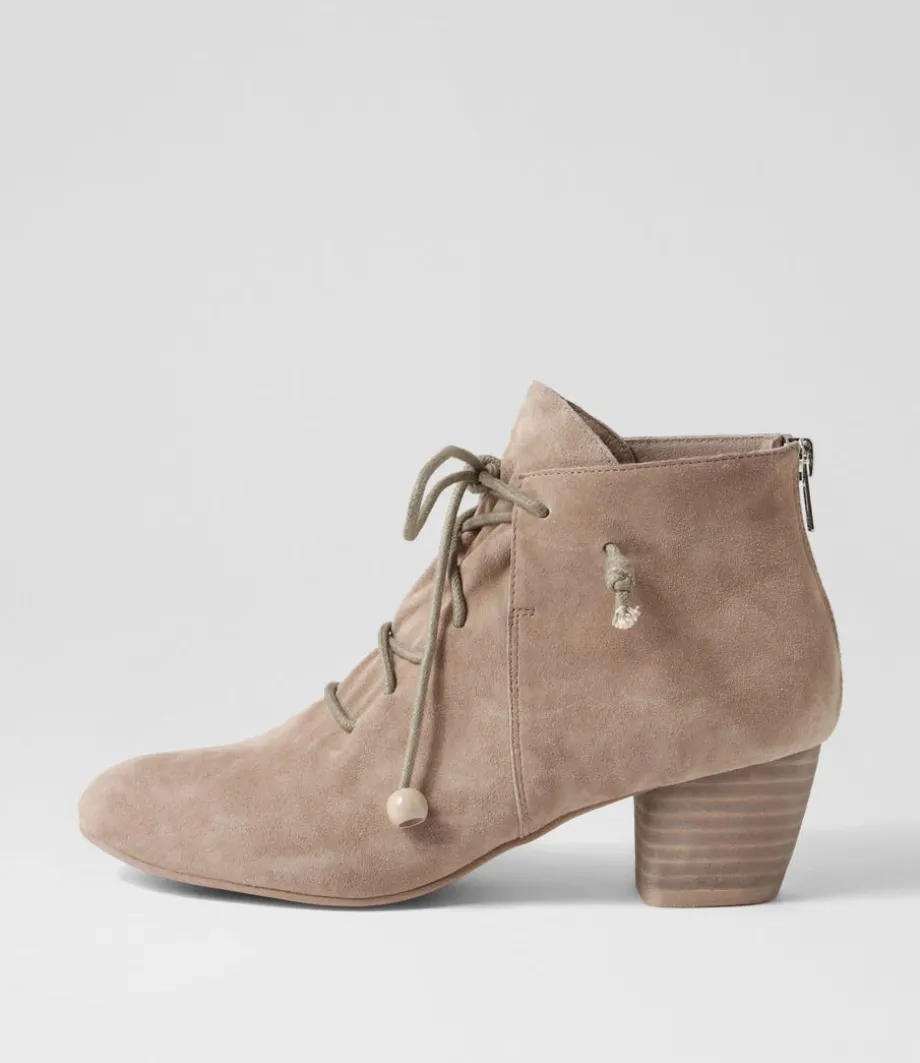 Defreeze Taupe Suede Lace Up Boots<DJANGO & JULIETTE New