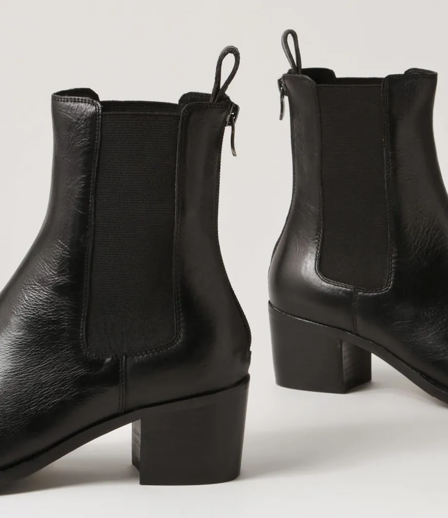 dowell_black_leather_chelsea_boots_4.webp Dowell Black Leather Chelsea Boots<DJANGO & JULIETTE Best Sale