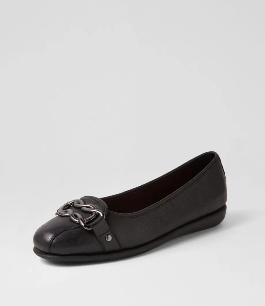 Elisse Black Leather Ballet Flats<SUPERSOFT Fashion