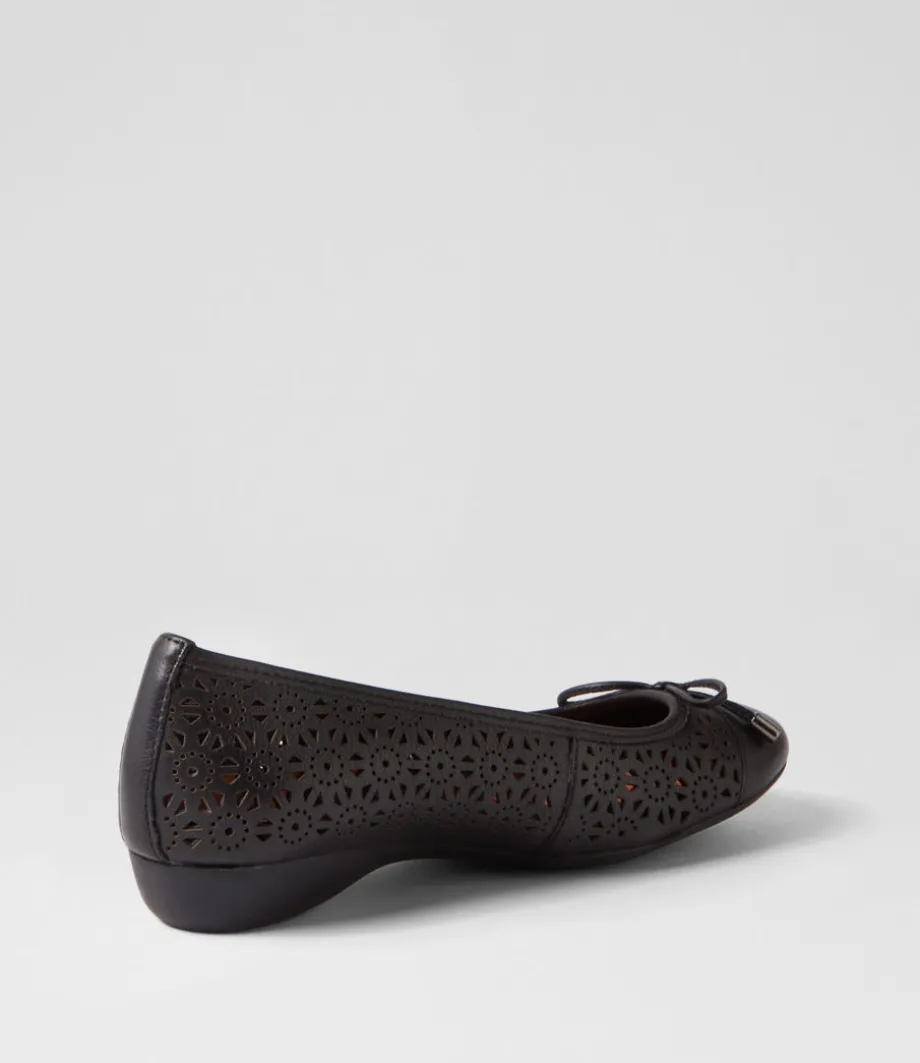 eloiza_black_leather_ballet_flats_2.webp Eloiza Black Leather Ballet Flats<SUPERSOFT Shop