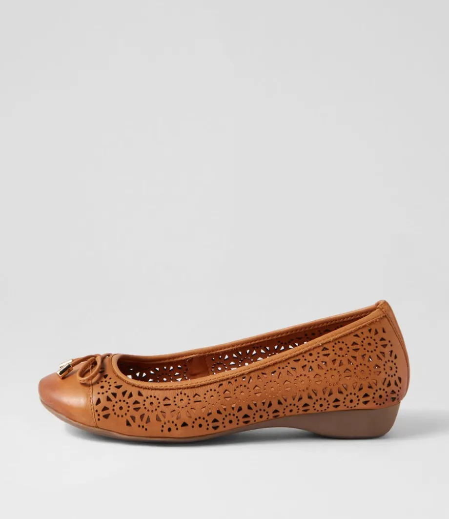 Eloiza New Tan Leather Ballet Flats<SUPERSOFT Cheap