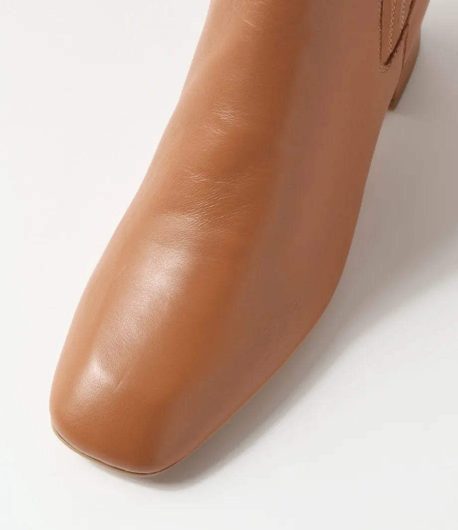 elsea_tan_leather_chelsea_boots_3.webp Elsea Tan Leather Chelsea Boots<TOP END Clearance