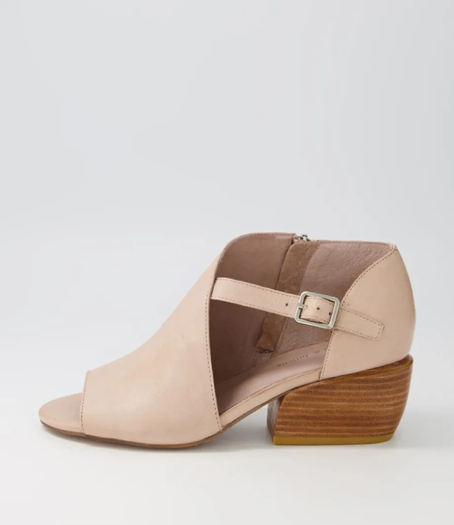 Elvira Cafe Leather Sandals<DJANGO & JULIETTE Cheap