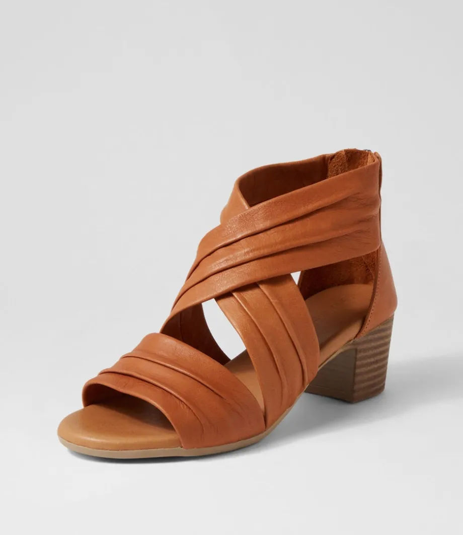 Enko Tan Leather Sandals<DIANA FERRARI Store