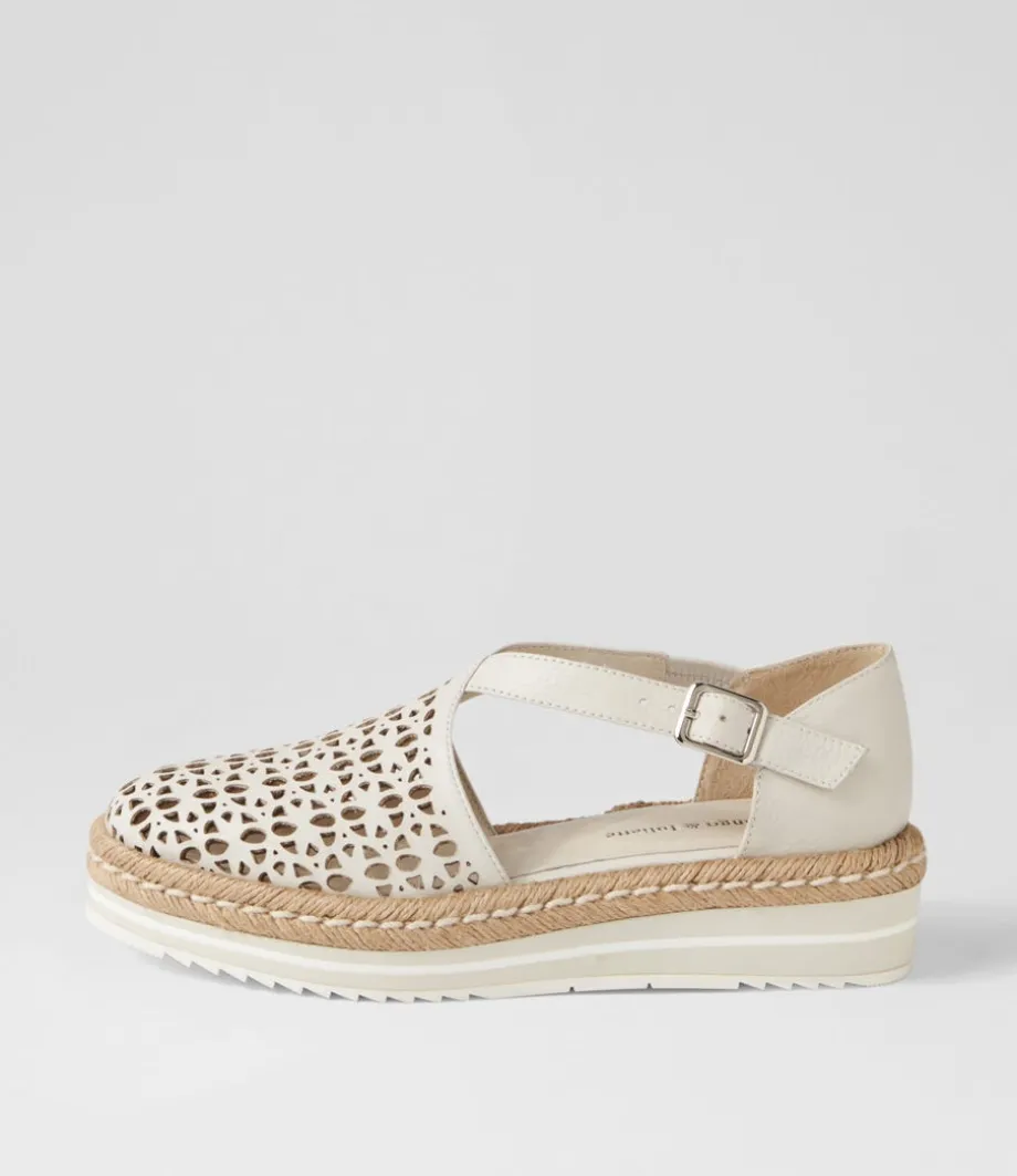 Erika Ivory Leather Flat Shoes<DJANGO & JULIETTE New