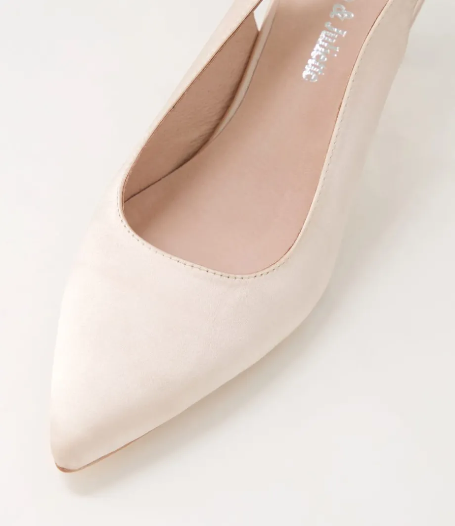 espen_nude_satin_heels_3.webp Espen Nude Satin Heels<DJANGO & JULIETTE Cheap