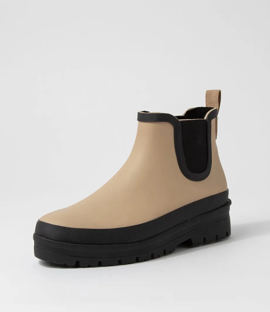 Everlane Taupe Black Gumboot Ankle Boots<DIANA FERRARI Flash Sale