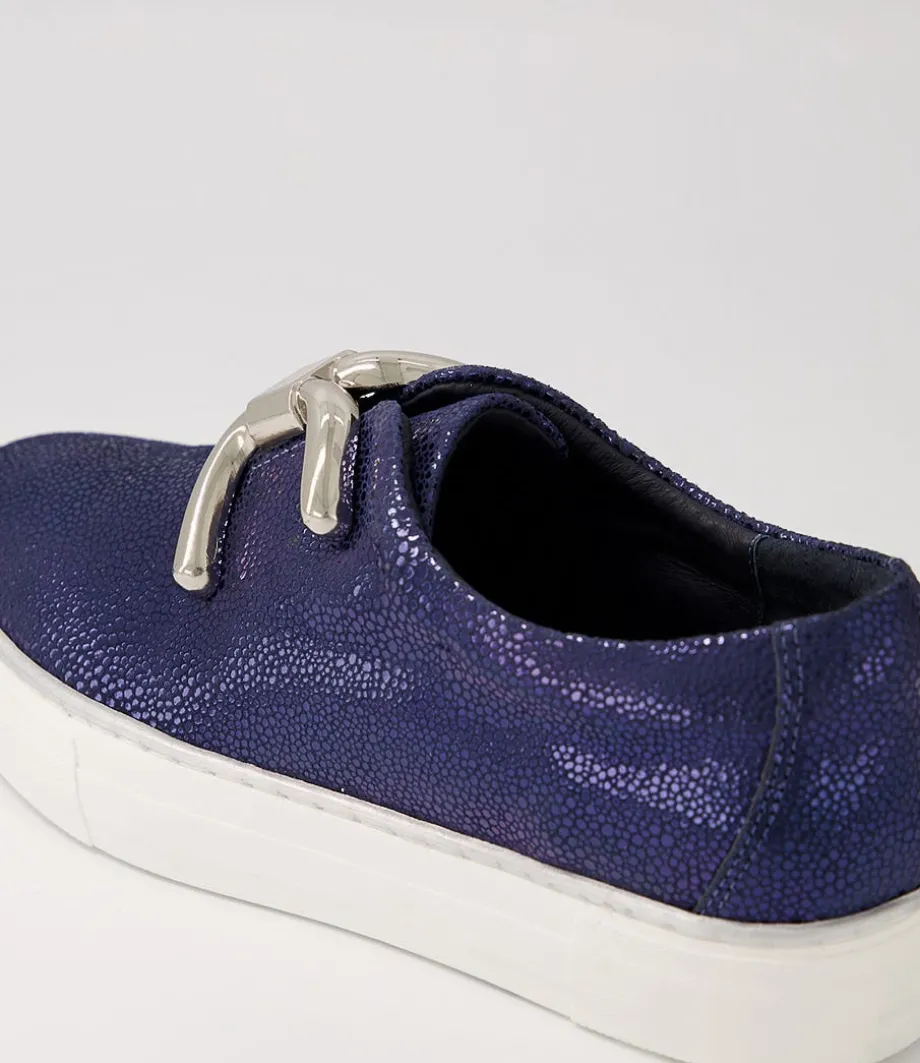 filpy_navy_speckle_leather_sneakers_4.webp Filpy Navy Speckle Leather Sneakers<DJANGO & JULIETTE Clearance