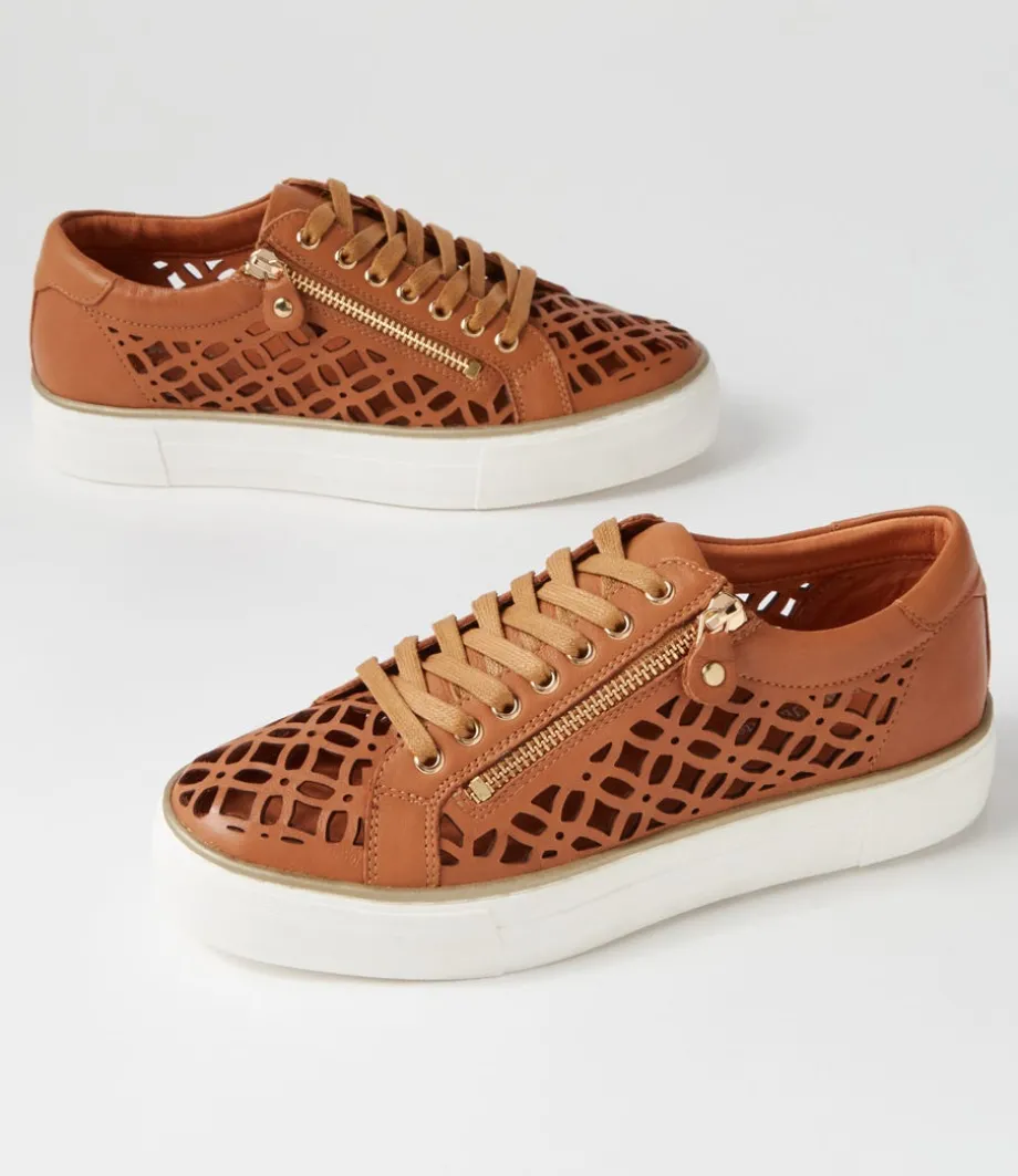 flynng_tan_white_leather_sneakers_4.webp Flynng Tan White Leather Sneakers<DJANGO & JULIETTE Store