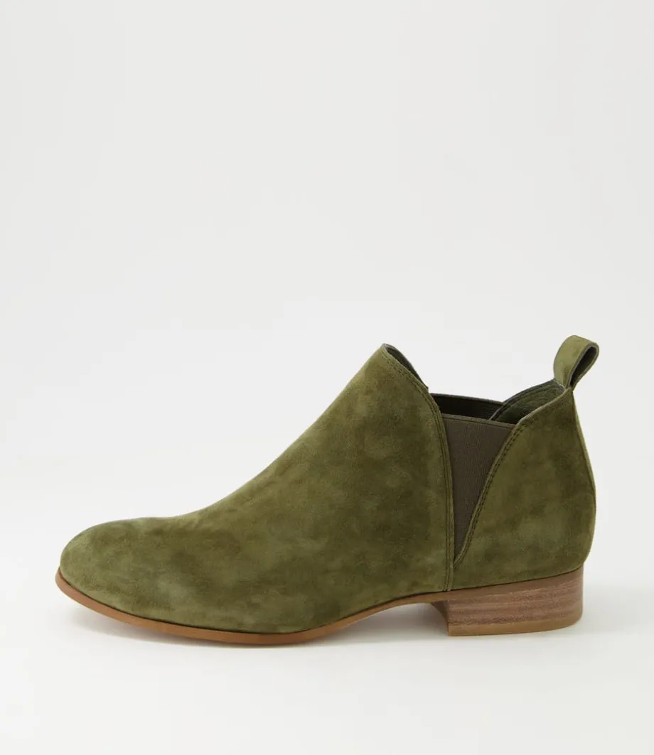 Foe Olive Suede Chelsea Boots<DJANGO & JULIETTE New