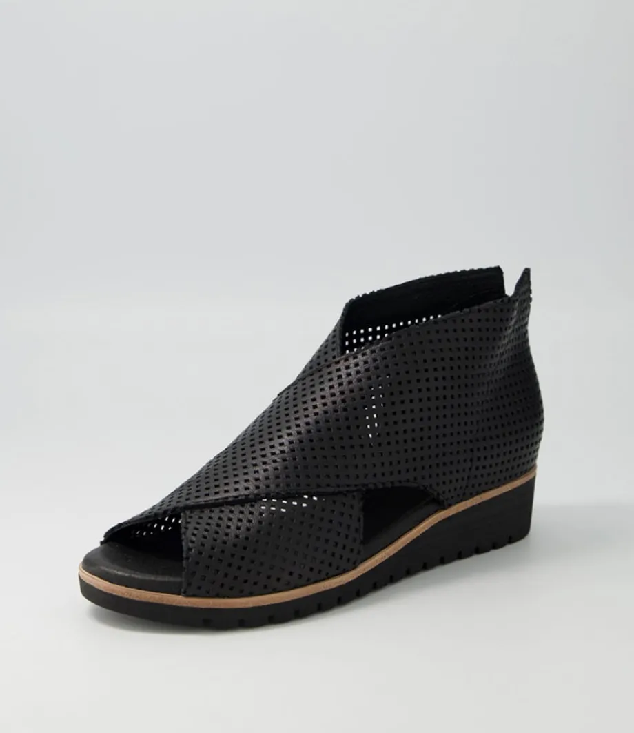 Gwisse Black Leather Sandals Bs<TOP END Best Sale