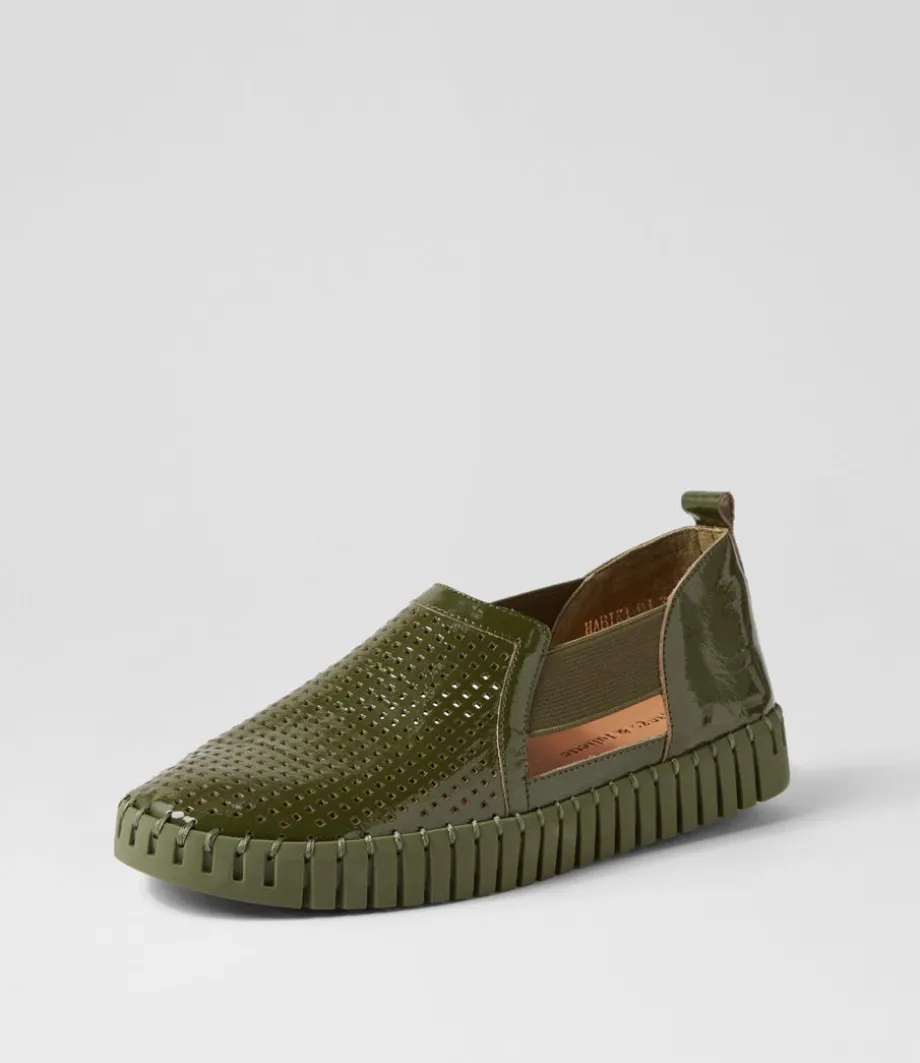 habiki_khaki_patent_leather_sneakers_1.webp Habiki Khaki Patent Leather Sneakers<DJANGO & JULIETTE Flash Sale