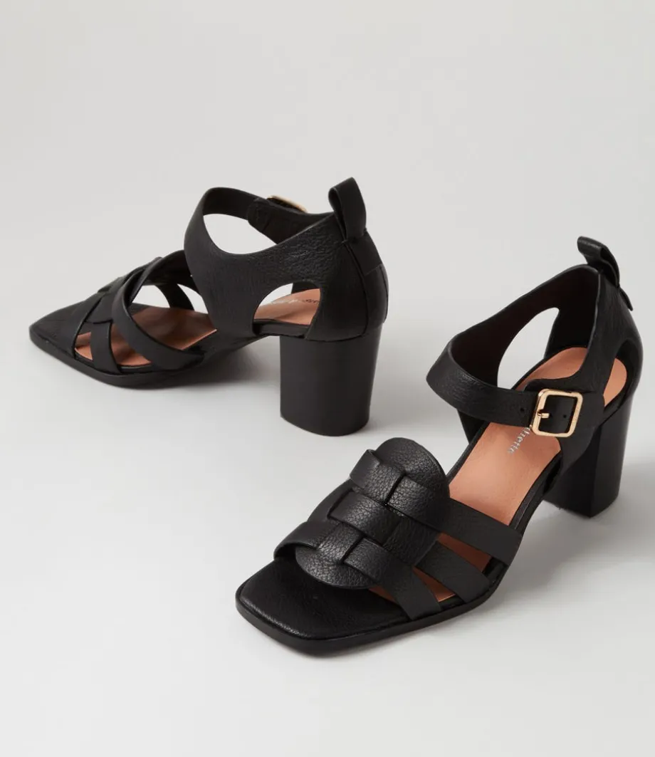 hayat_black_leather_sandals_4.webp Hayat Black Leather Sandals<DJANGO & JULIETTE Sale