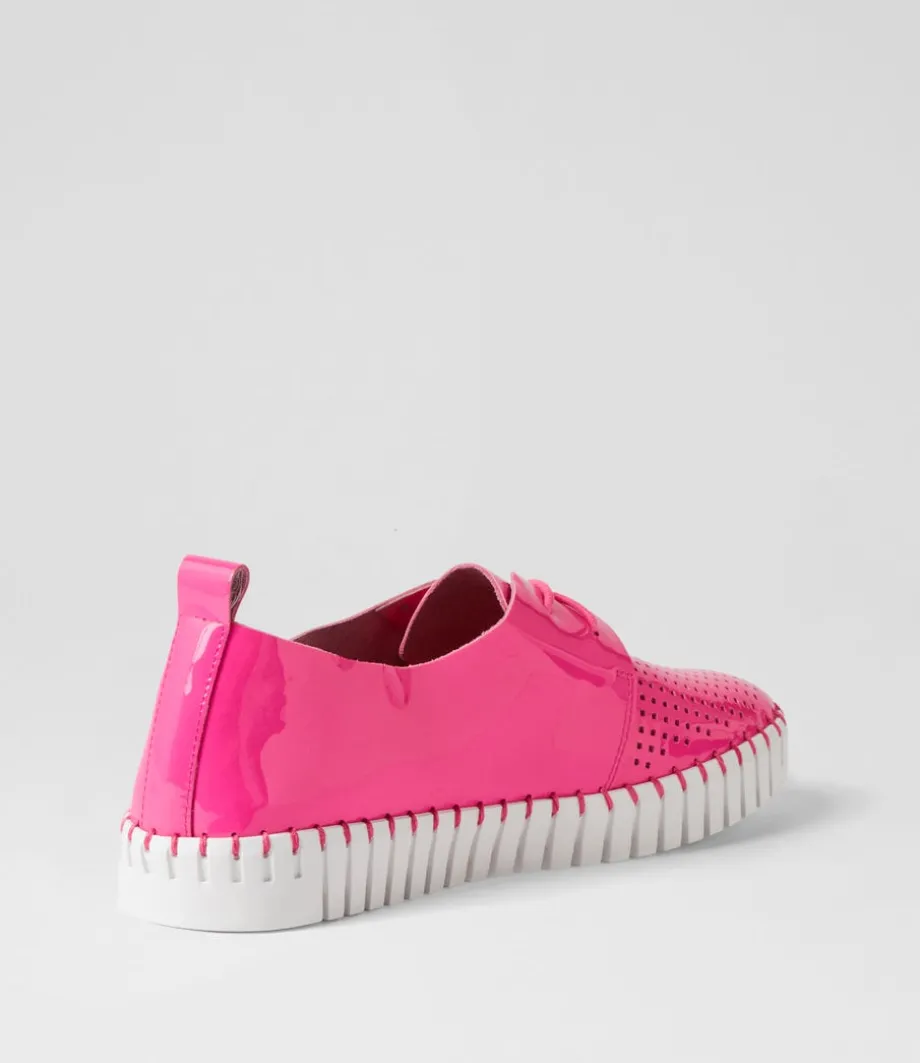 huston_hot_pink_white_patent_leather_sneakers_2.webp Huston Hot Pink White Patent Leather Sneakers<DJANGO & JULIETTE New