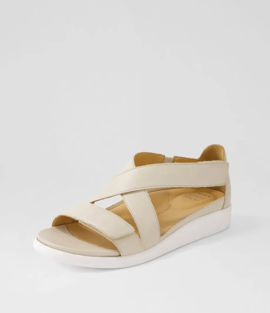 Issy W Almond Leather Sandals<ZIERA Store