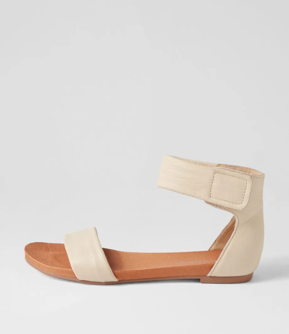 Juzz Milk Leather Sandals<DJANGO & JULIETTE Flash Sale
