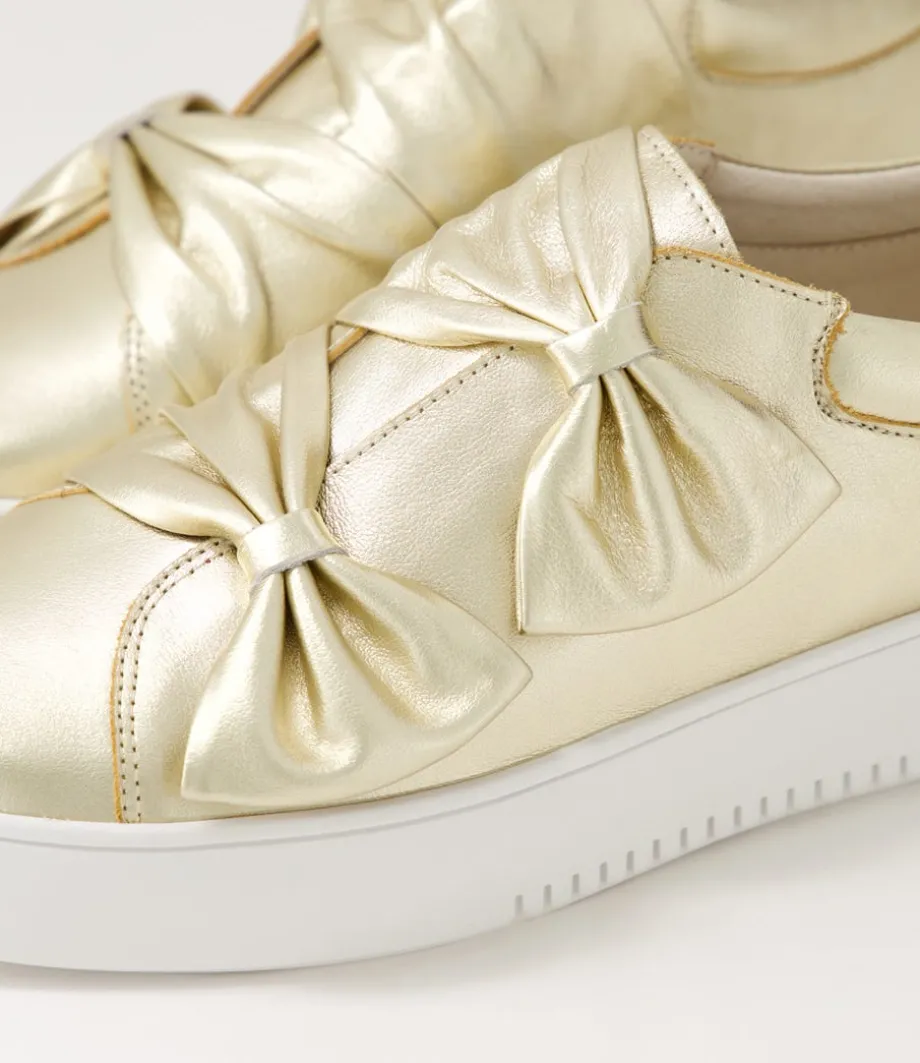 loja_pale_gold_shine_leather_sneakers_4.webp Loja Pale Gold Shine Leather Sneakers<DJANGO & JULIETTE Best