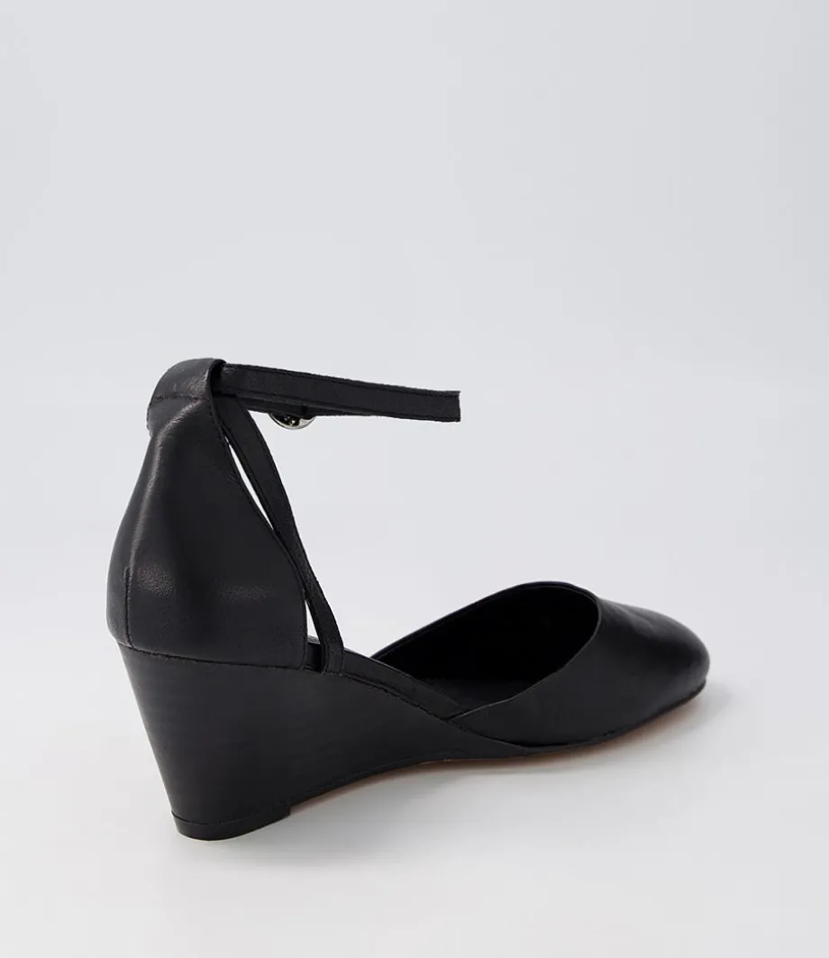 lorelei_black_leather_heels_2.webp Lorelei Black Leather Heels<DIANA FERRARI Outlet