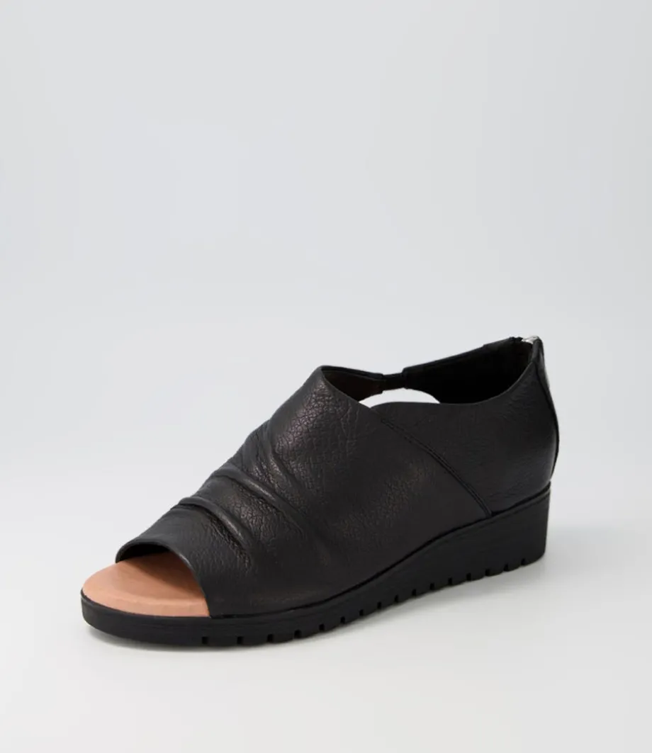 macerio_black_leather_sandals_bs_1.webp Macerio Black Leather Sandals Bs<DJANGO & JULIETTE Discount