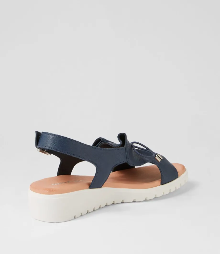 malika_navy_white_leather_sandals_2.webp Malika Navy White Leather Sandals<DJANGO & JULIETTE Clearance