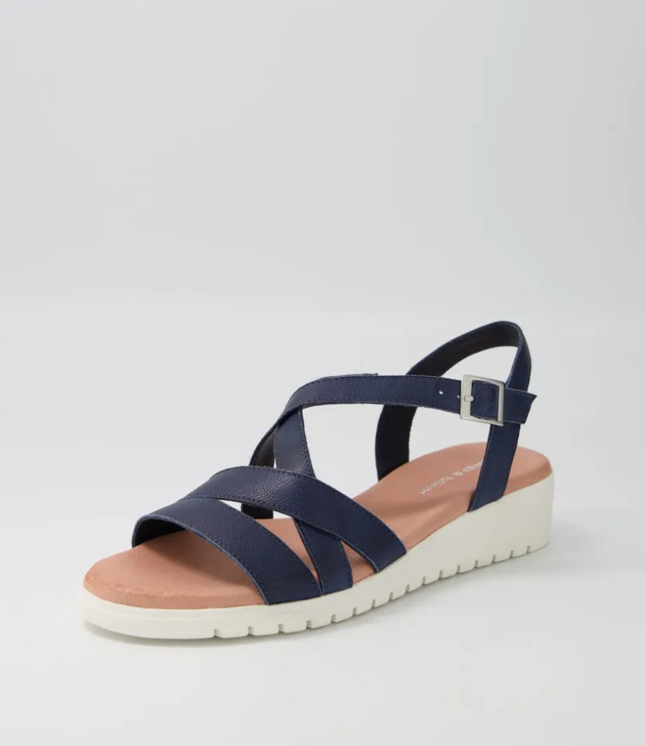 matedy_navy_leather_sandals_1.webp Matedy Navy Leather Sandals<DJANGO & JULIETTE Outlet