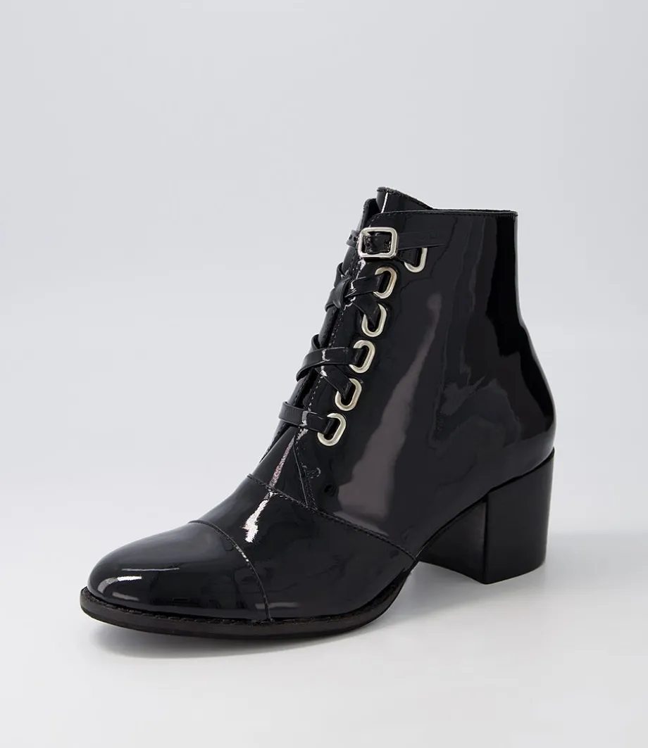 mclain_black_patent_leather_lace_up_boots_1.webp Mclain Black Patent Leather Lace Up Boots<DJANGO & JULIETTE Store