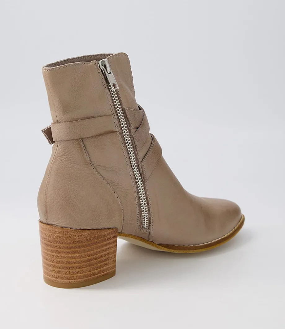 melvine_taupe_leather_ankle_boots_2.webp Melvine Taupe Leather Ankle Boots<DJANGO & JULIETTE Hot
