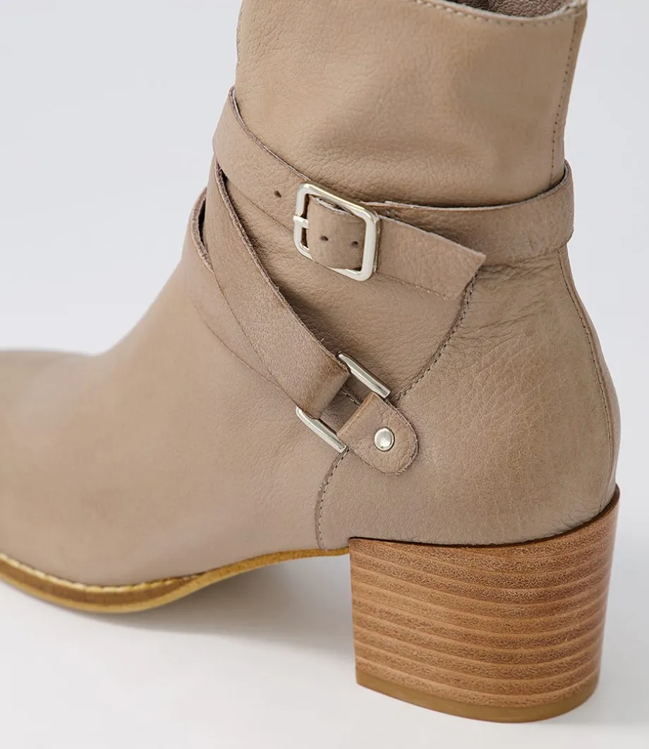 melvine_taupe_leather_ankle_boots_4.webp Melvine Taupe Leather Ankle Boots<DJANGO & JULIETTE Hot