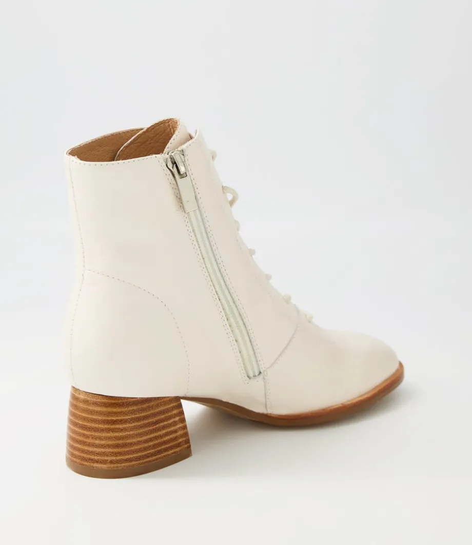 nocal_creamy_leather_lace_up_boots_2.webp Nocal Creamy Leather Lace Up Boots<DJANGO & JULIETTE Fashion