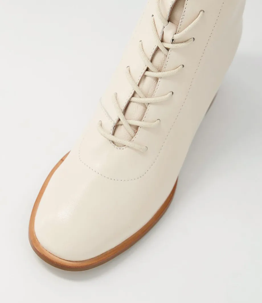 nocal_creamy_leather_lace_up_boots_3.webp Nocal Creamy Leather Lace Up Boots<DJANGO & JULIETTE Fashion