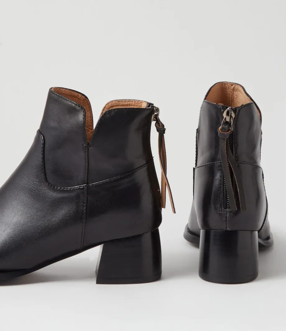 nykia_black_leather_ankle_boots_4.webp Nykia Black Leather Ankle Boots<DJANGO & JULIETTE Hot