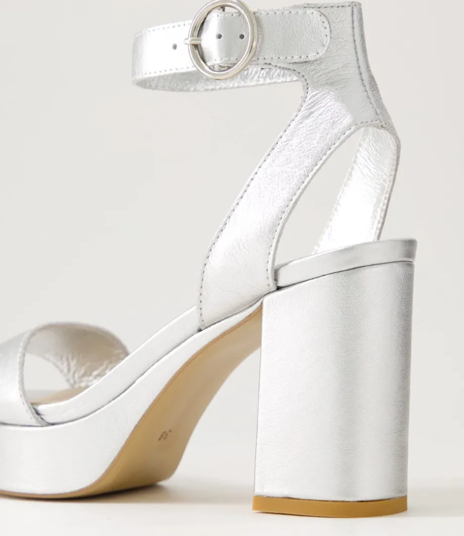 oita_silver_leather_sandals_4.webp Oita Silver Leather Sandals<DJANGO & JULIETTE Best Sale