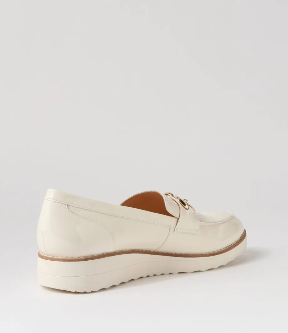 ozama_ivory_patent_leather_loafers_2.webp Ozama Ivory Patent Leather Loafers<TOP END Outlet