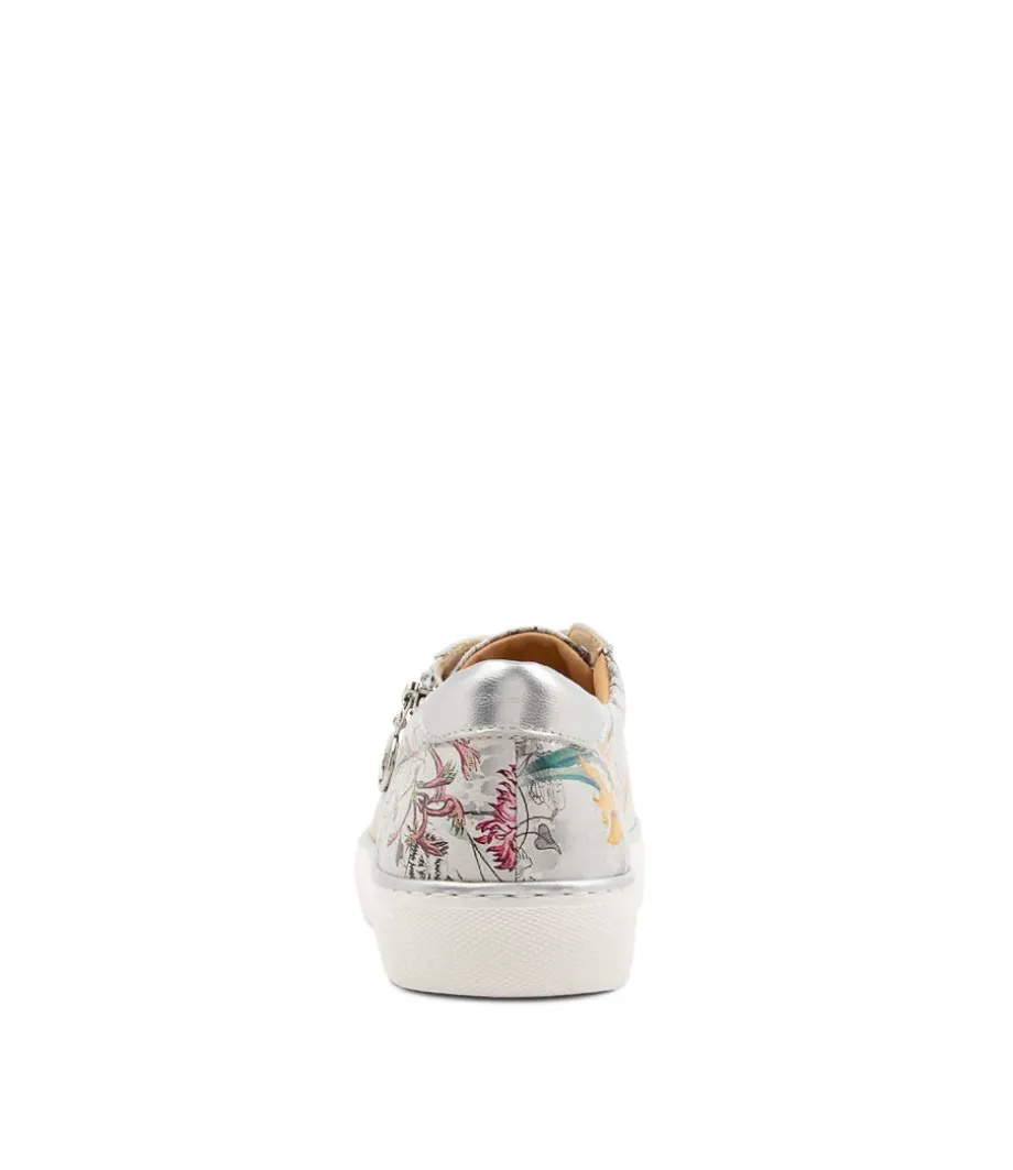 pamela_xf_white_fields_leather_sneakers_2.webp Pamela Xf White Fields Leather Sneakers<ZIERA Online