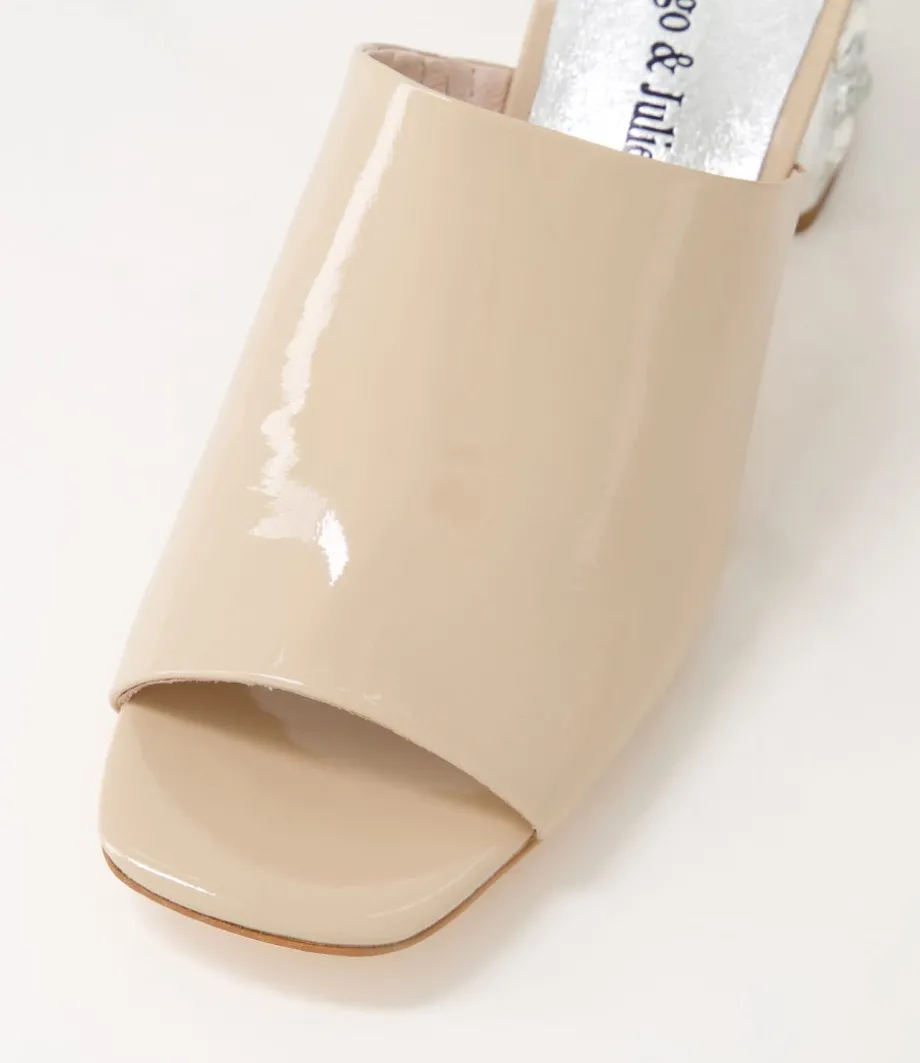 pansie_cafe_patent_leather_mules_3.webp Pansie Cafe Patent Leather Mules<DJANGO & JULIETTE New