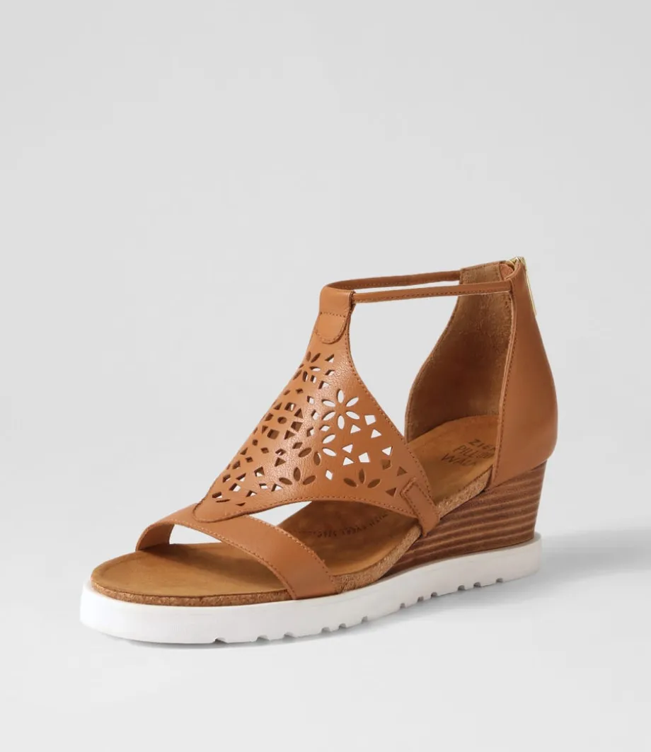 Pellie W Tan Leather Sandals<ZIERA Online