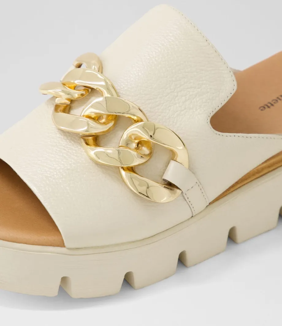 rablise_milk_leather_slides_4.webp Rablise Milk Leather Slides<DJANGO & JULIETTE New